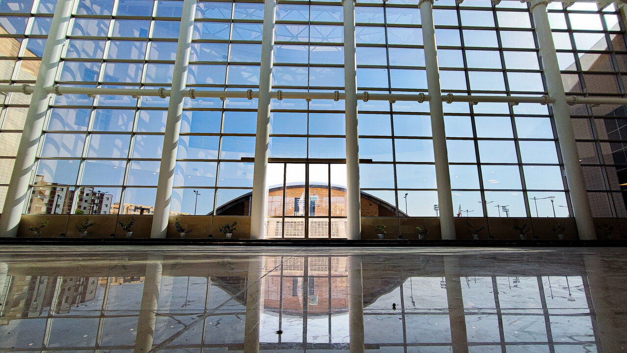 ویژگی های ساختمان اداری سازمان در گفتگو با دکتر سعادت طلب طراح ساختمان