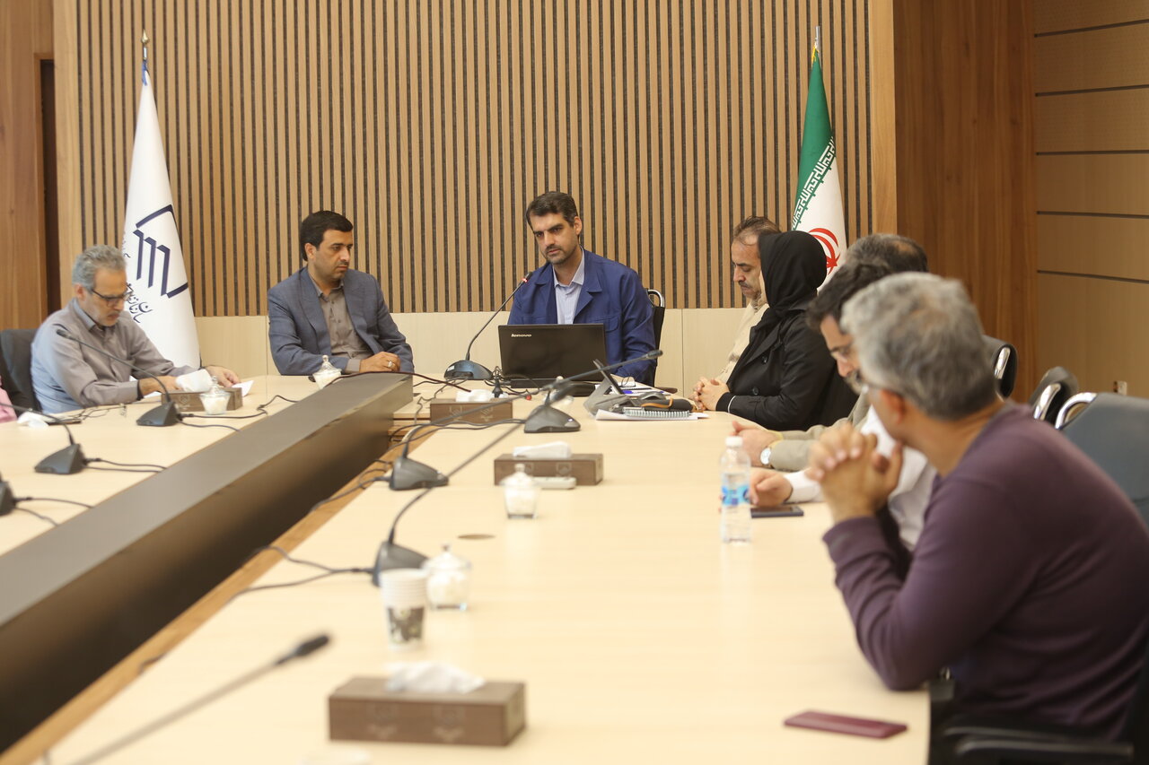 نماینده منتخب مردم قم در مجلس شورای اسلامی در جلسه هیات مدیره حضور یافت