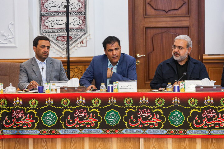 نخستین جلسه شورای مرکزی دوره دهم با حضور وزیر راه‌ و شهرسازی