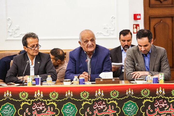 نخستین جلسه شورای مرکزی دوره دهم با حضور وزیر راه‌ و شهرسازی