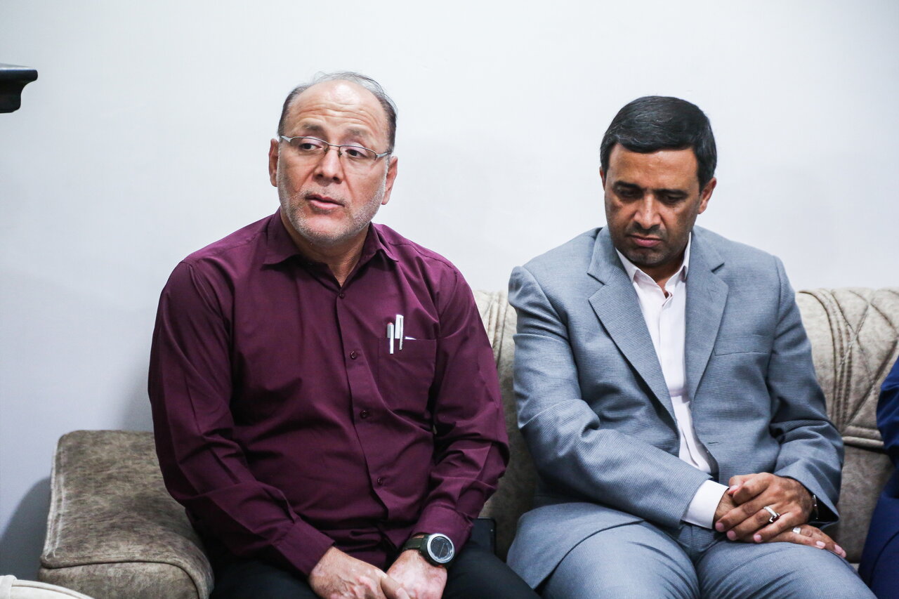 اعضای هیئت مدیره از رزمنده پدافند هوایی و عضو سازمان تجلیل کردند