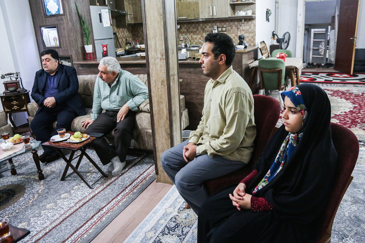 اعضای هیئت مدیره از رزمنده پدافند هوایی و عضو سازمان تجلیل کردند