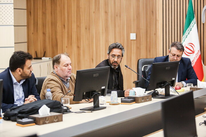 جلسه هیئت مدیره سازمان با حضور معاون معماری و شهرسازی شهرداری قم