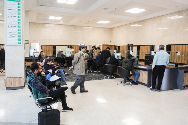 تلاش کارکنان سازمان در ارائه خدمات به شهروندان در روزهای پایانی سال