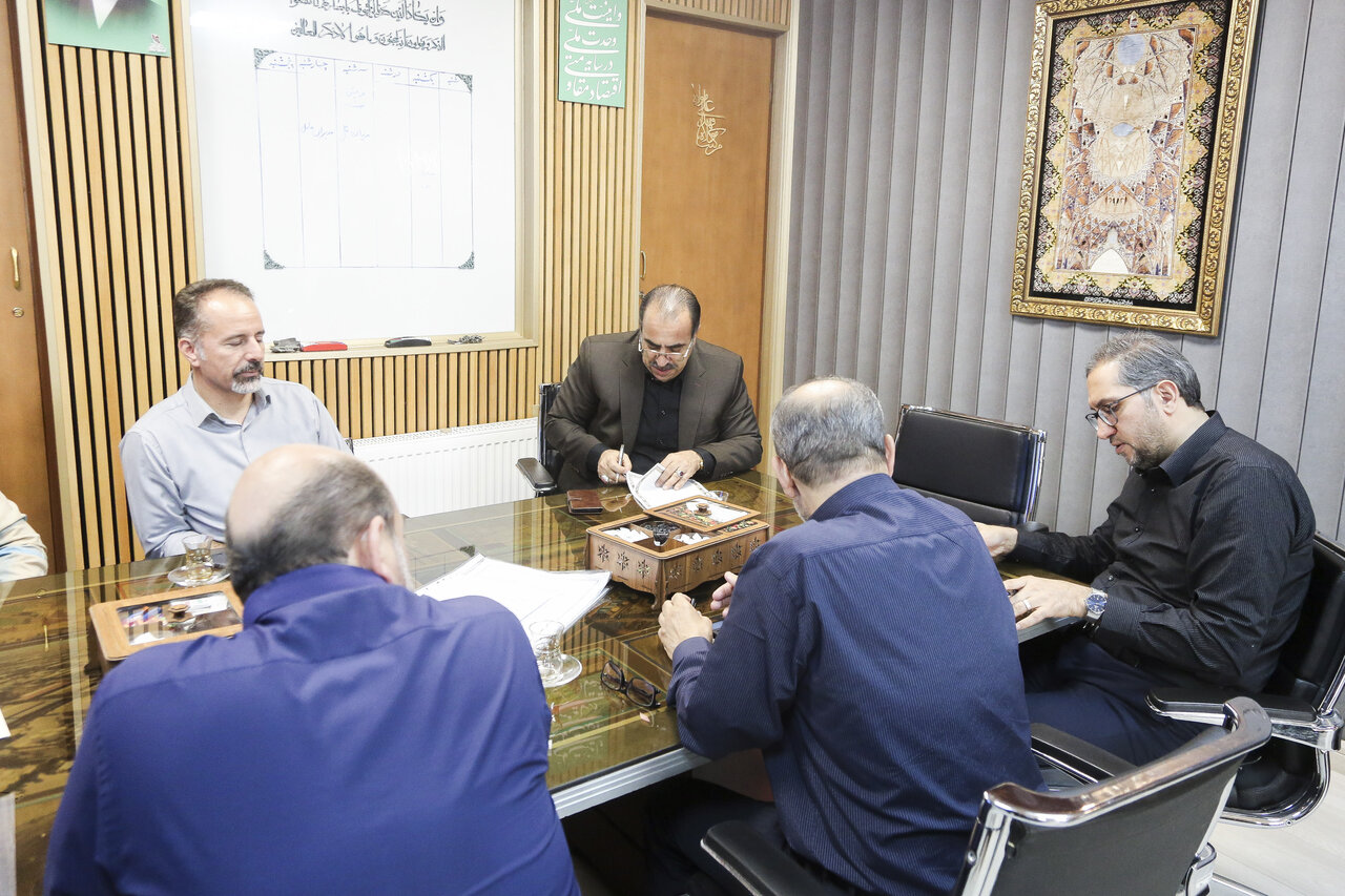 انعقاد توافقنامه همکاری سازمان نظام مهندسی ساختمان قم و شرکت شهرکهای صنعتی استان